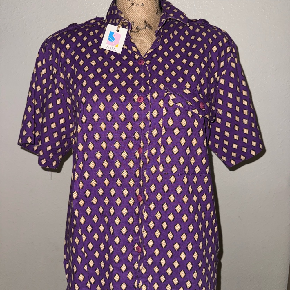 Remo of California Vintage Purple Diamond Print Short Sleeve Button-Up Shirt